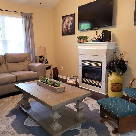 Cozy Pigeon Forge Home W Hot Tub Near River Exteriér fotografie