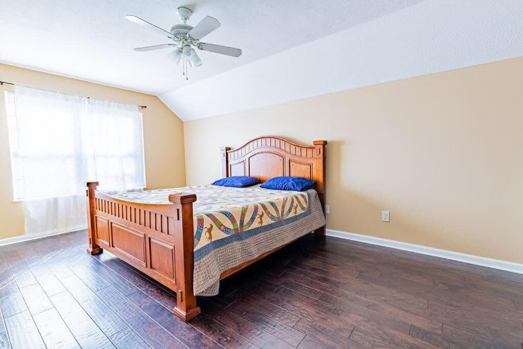 Cozy Pigeon Forge Home W Hot Tub Near River Exteriér fotografie